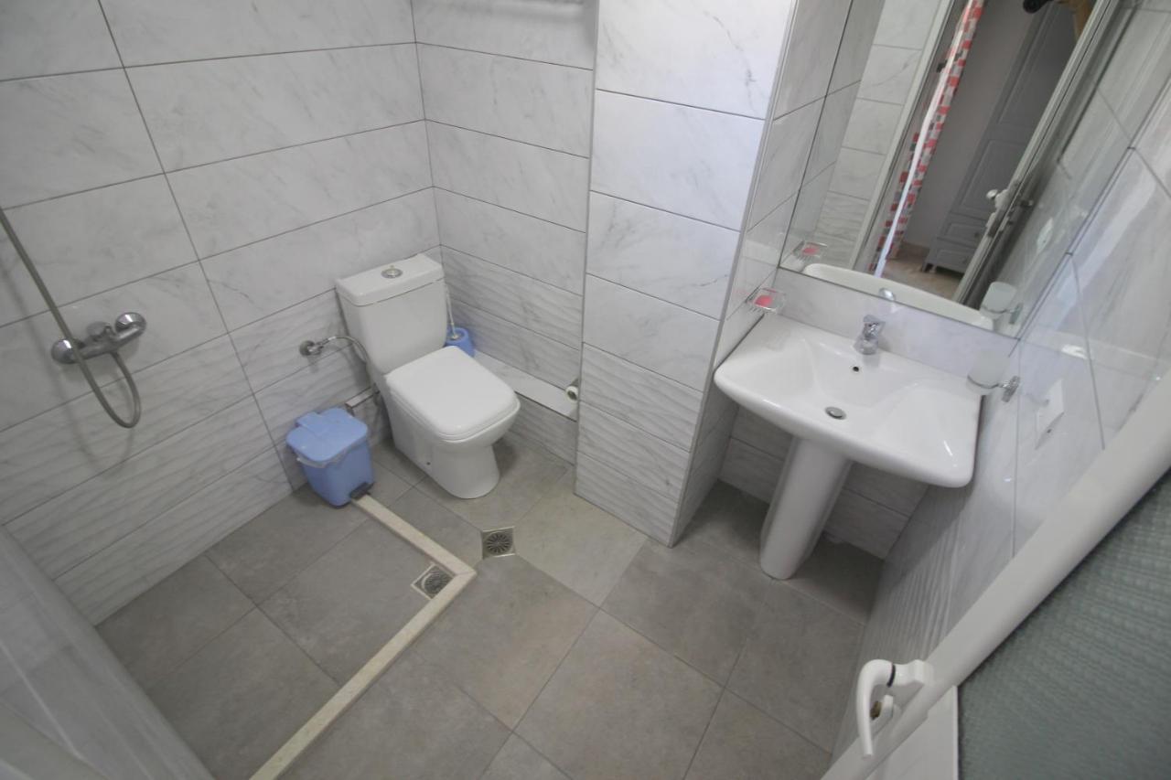Andy Apartments ساراندا المظهر الخارجي الصورة