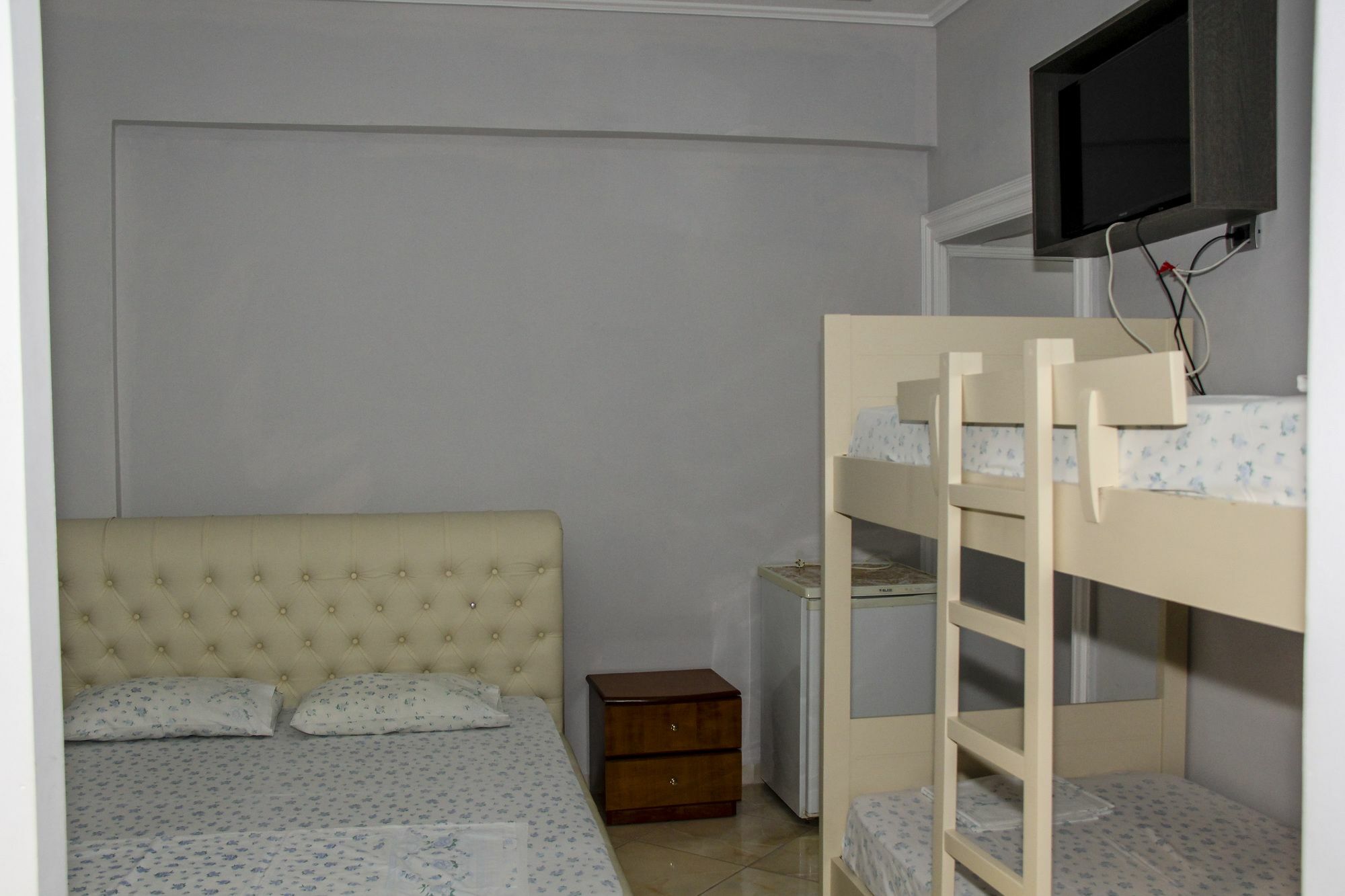 Andy Apartments ساراندا المظهر الخارجي الصورة